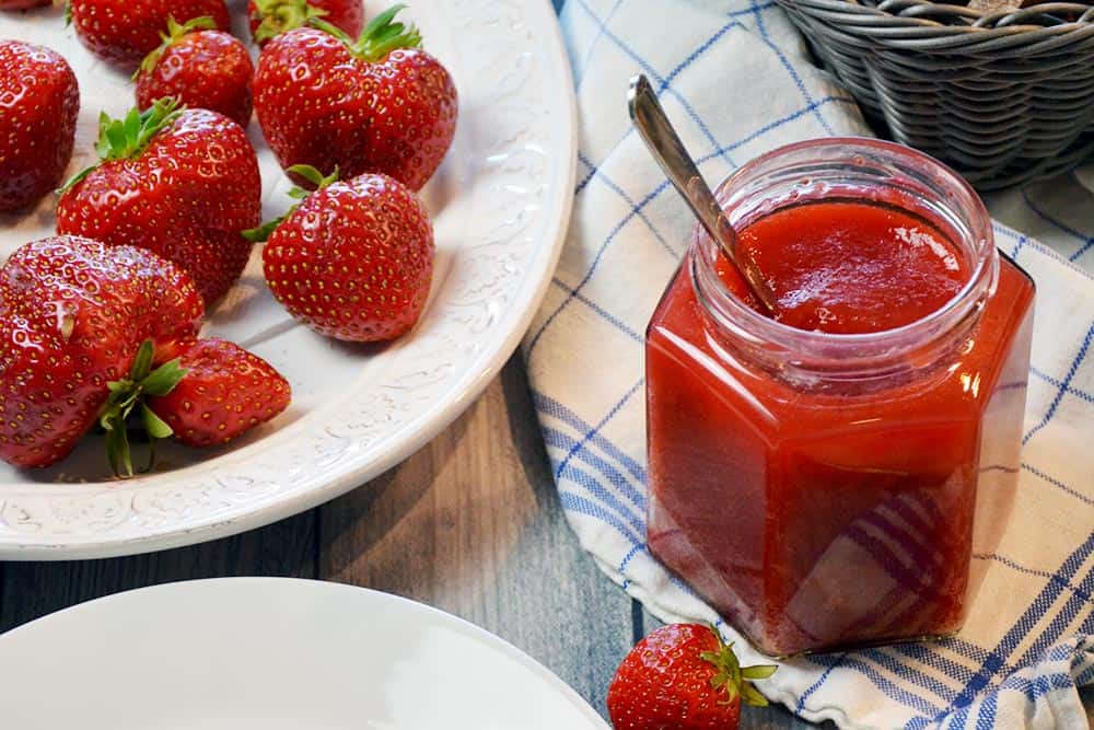 Beste Erdbeer Rhabarber Marmelade Mit Vanille Allekochen Com